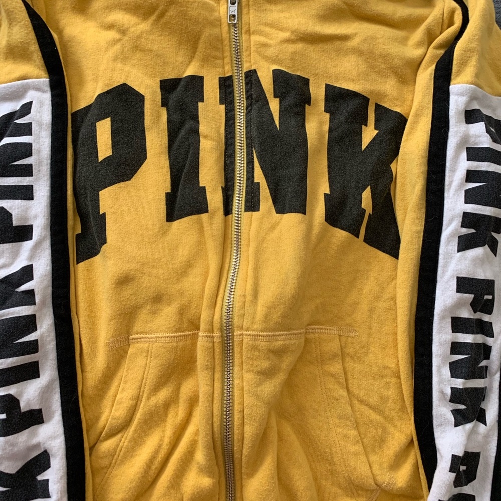 VS PINK Sweatshirt